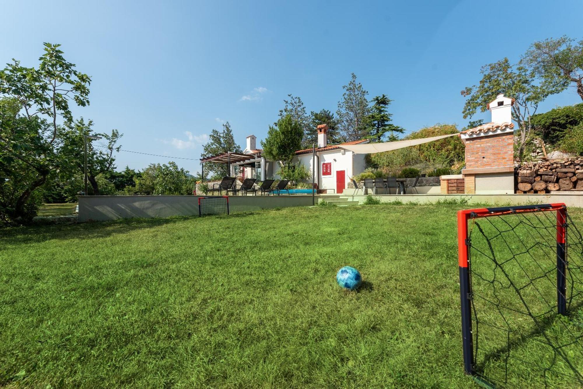 Garden Villa Hreljin ภายนอก รูปภาพ